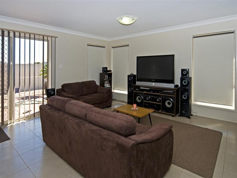 3 Ace Drive, Glenvale QLD 4350