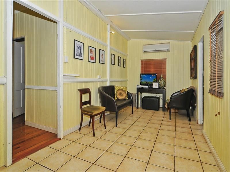 21 Dunmore Street, East Toowoomba QLD 4350