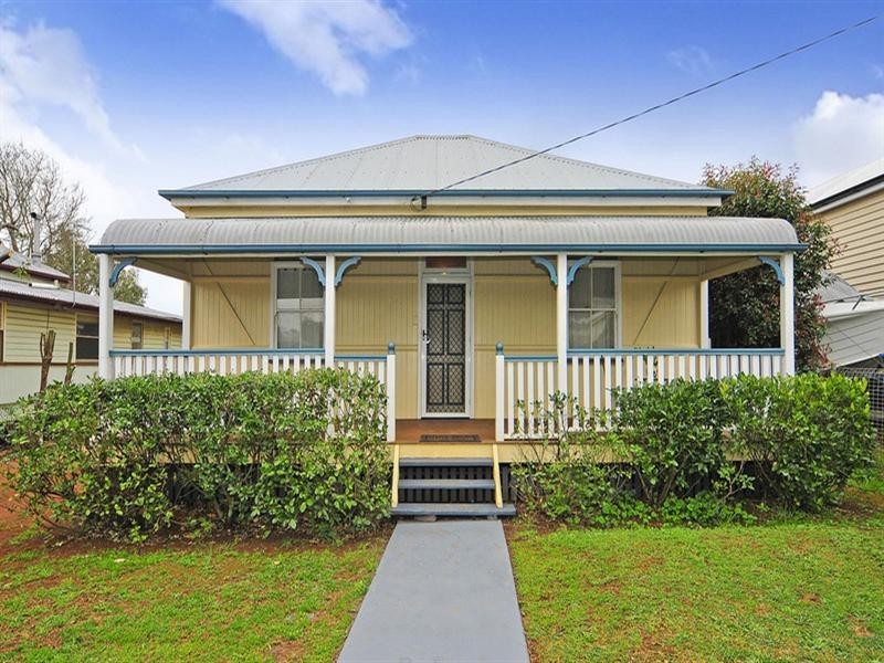 21 Dunmore Street, East Toowoomba QLD 4350