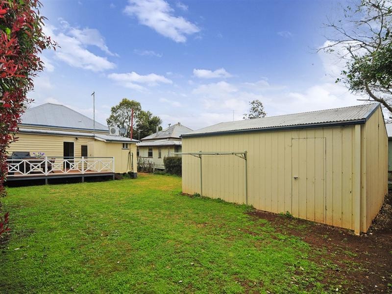 21 Dunmore Street, East Toowoomba QLD 4350