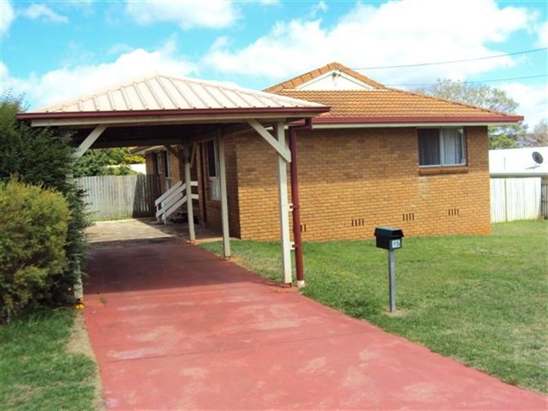 15 Festival Street, Rockville QLD 4350