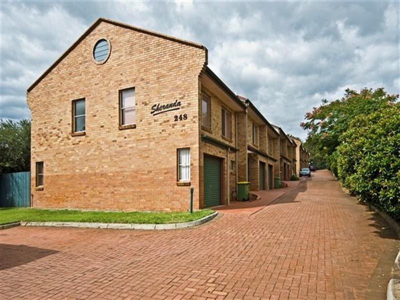 6/248 James Street, Harristown QLD 4350