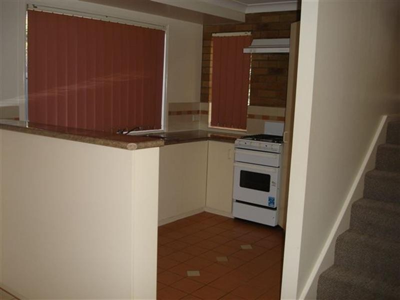 6/248 James Street, Harristown QLD 4350