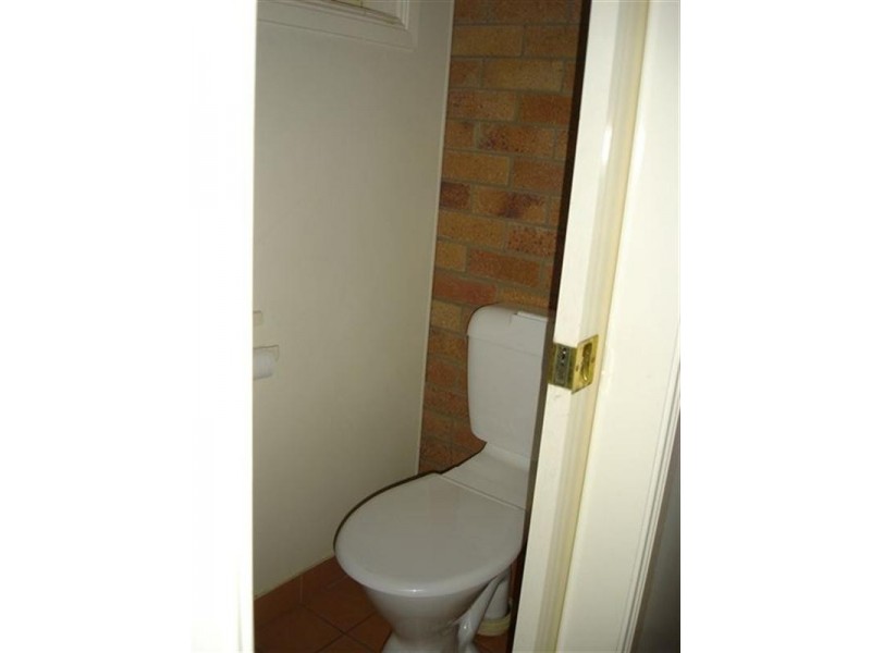 6/248 James Street, Harristown QLD 4350