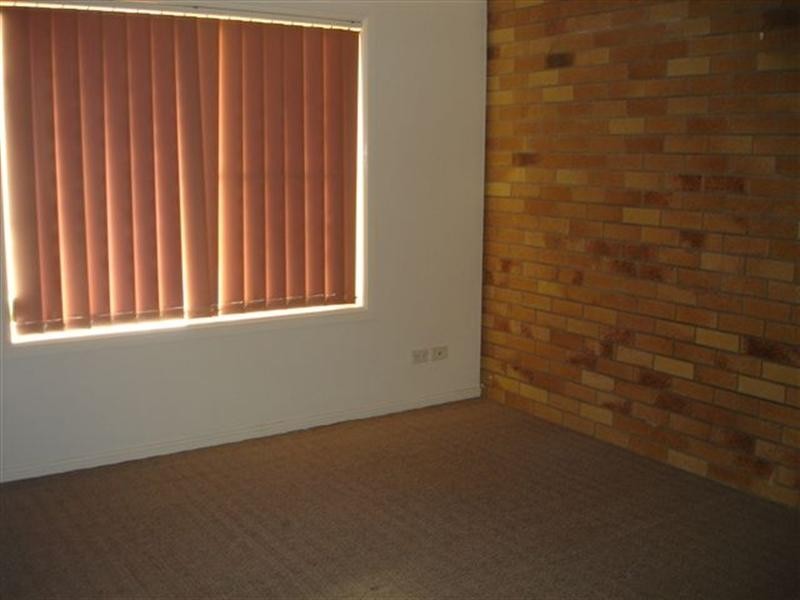 6/248 James Street, Harristown QLD 4350