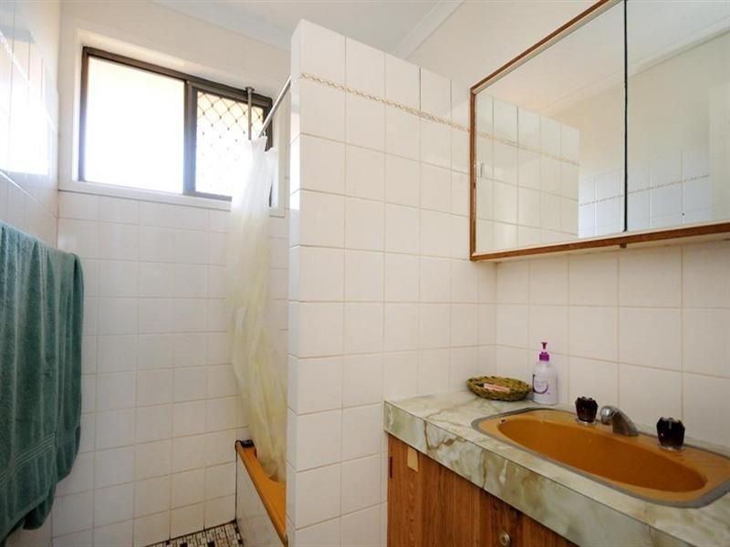 2/10 Paradise Street, Harristown QLD 4350