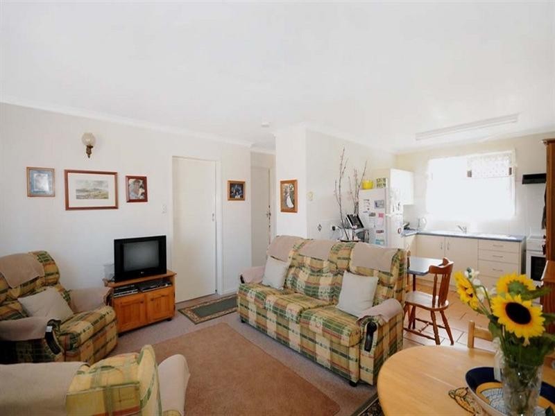 2/10 Paradise Street, Harristown QLD 4350