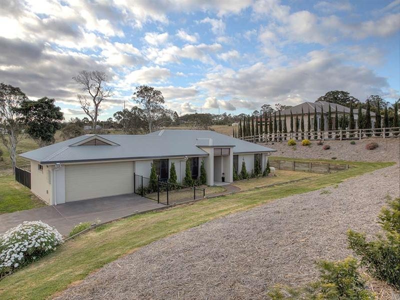 60 Beauly Drive, Hodgson Vale QLD 4352