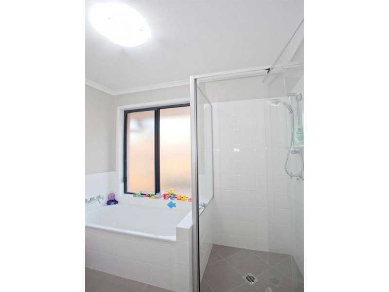 60 Beauly Drive, Hodgson Vale QLD 4352