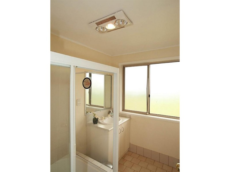 21 Kurrajong Street, Newtown QLD 4350