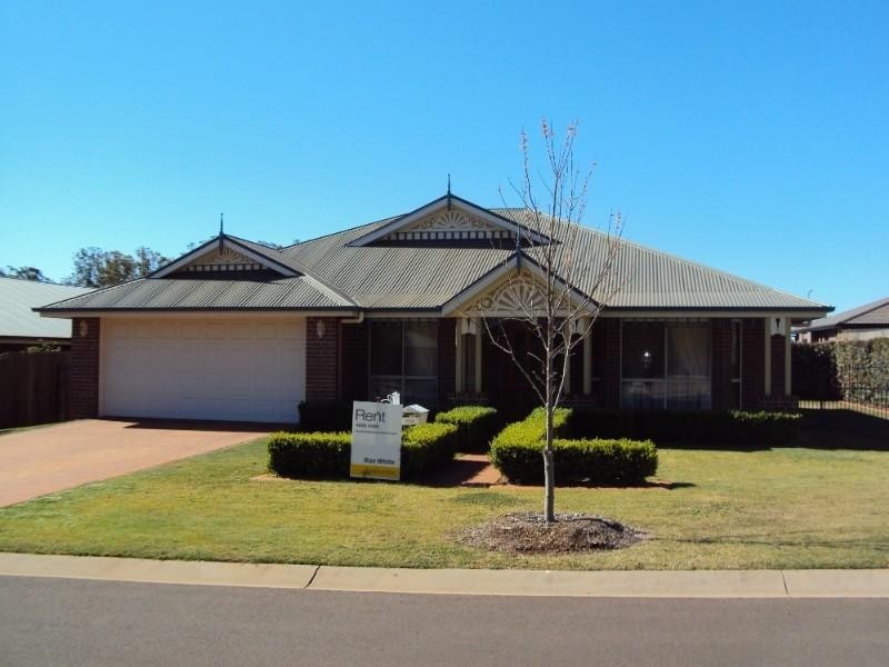25 Leith Crescent, Toowoomba QLD 4350