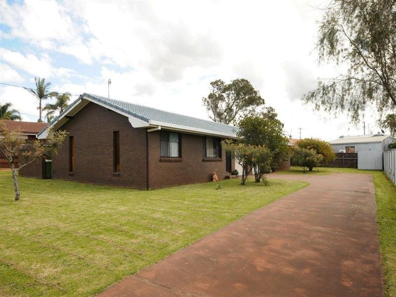 1 /9 Jennifer Crescent, Darling Heights QLD 4350