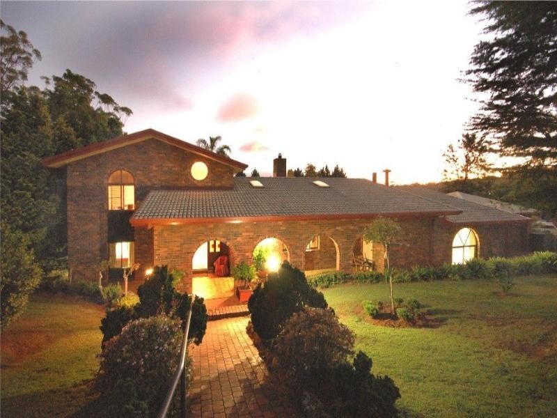 6 McAdam Court, Middle Ridge QLD 4350