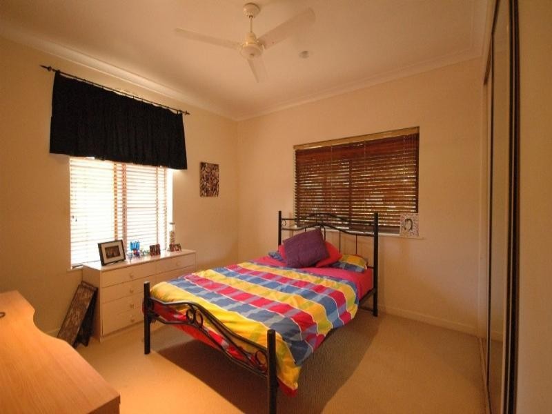 6 McAdam Court, Middle Ridge QLD 4350