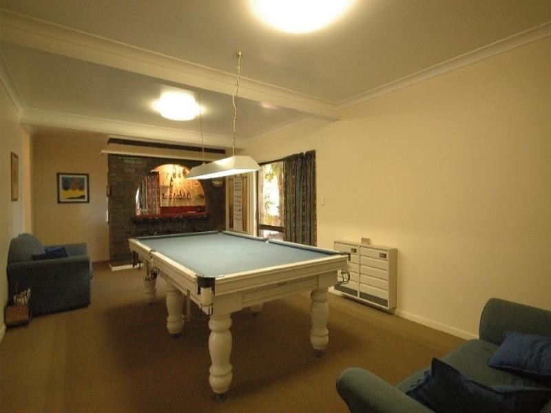 6 McAdam Court, Middle Ridge QLD 4350