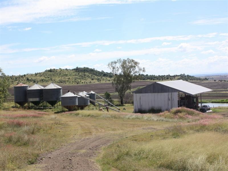 198 Arnold Road, Mount Tyson QLD 4356