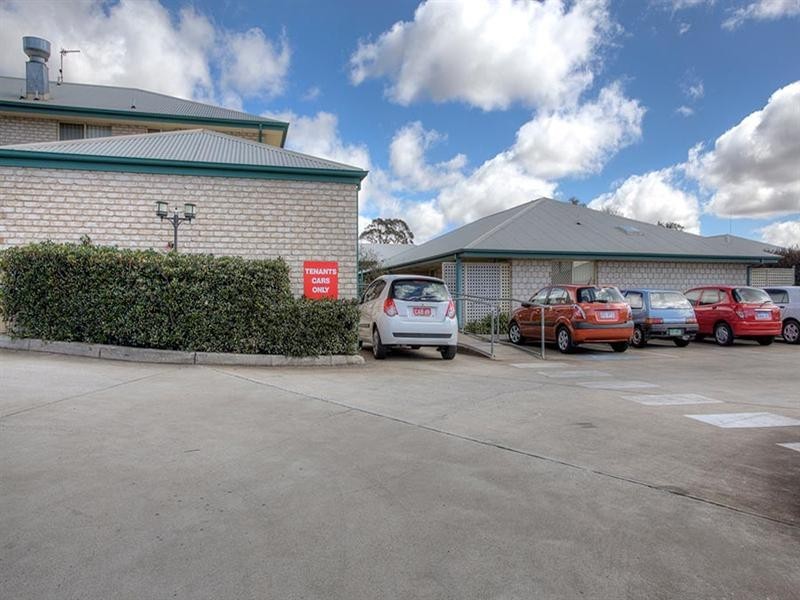 33/55-59 Drayton Road, Harristown QLD 4350