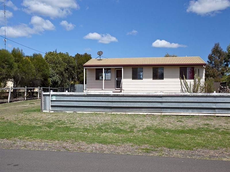 5 Short Street, Cambooya QLD 4358