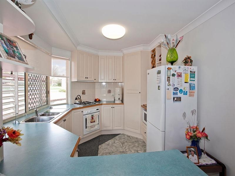 1/17 Beer Court, Kearneys Spring QLD 4350