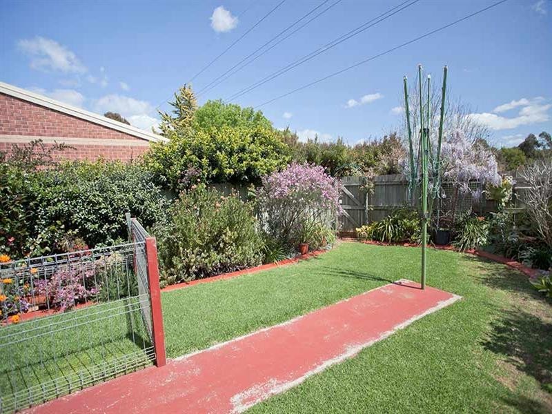 1/17 Beer Court, Kearneys Spring QLD 4350