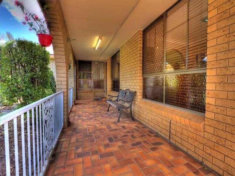 9 Batten Court, Wilsonton QLD 4350
