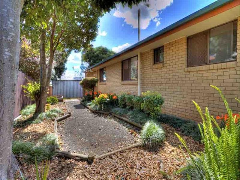 9 Batten Court, Wilsonton QLD 4350