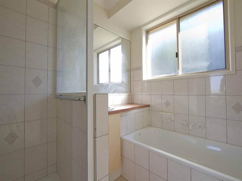 5 Baron Court, Wilsonton QLD 4350