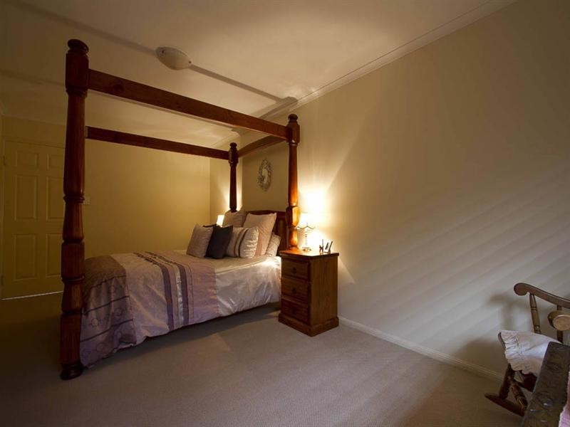 9 Balonne Drive, Glenvale QLD 4350