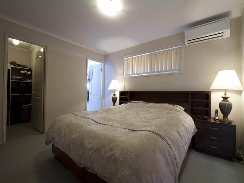 7 Prime Minister Drive, Middle Ridge QLD 4350