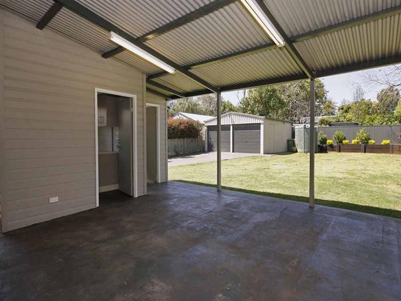 78 Mackenzie Street, Mount Lofty QLD 4350