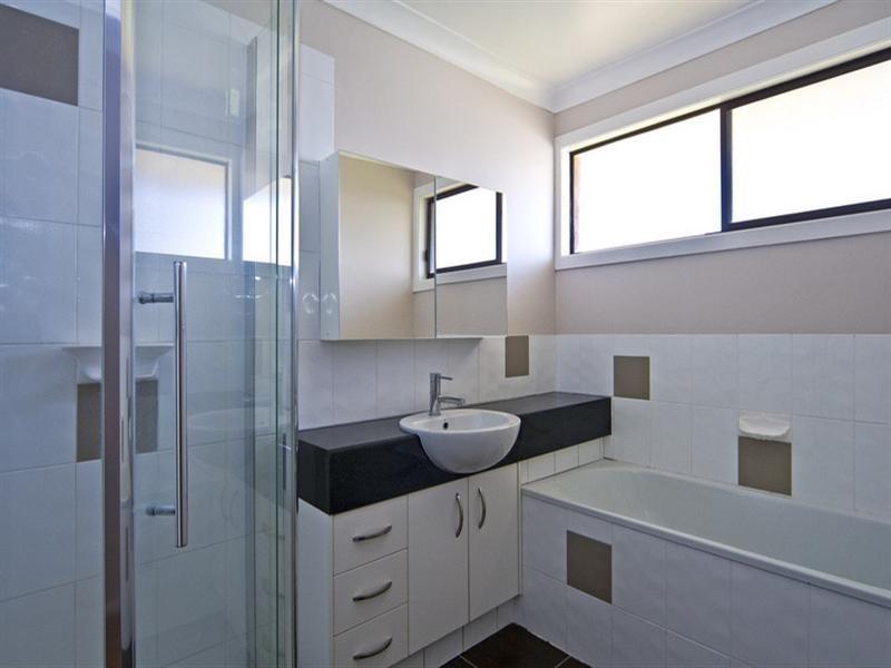 27 Jennifer Crescent, Darling Heights QLD 4350