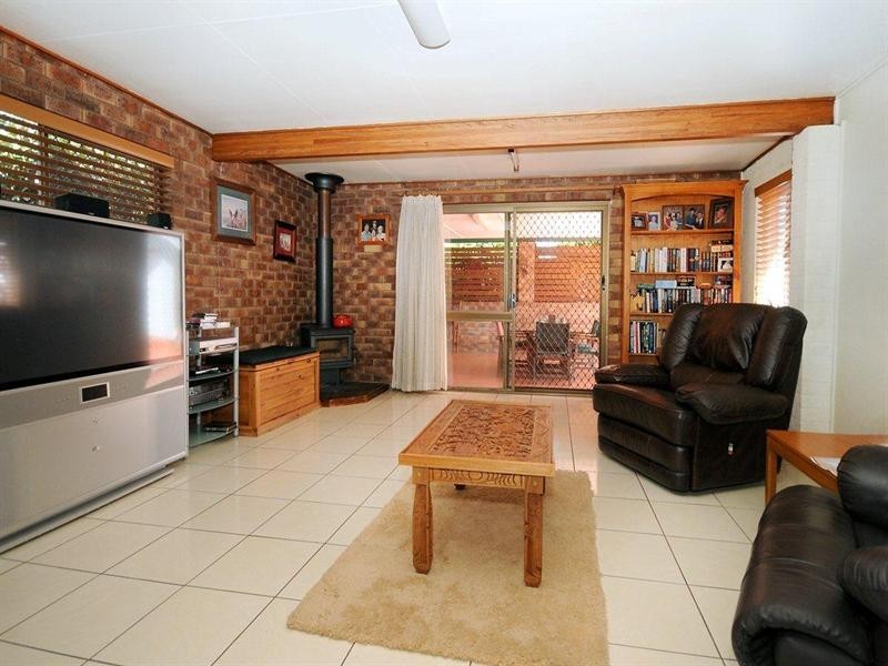 25 Drayton Road, Harristown QLD 4350