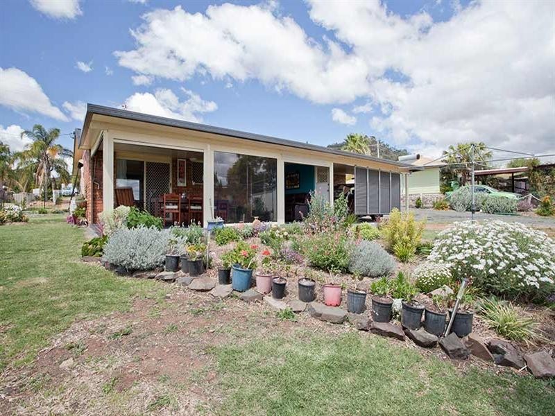 7 Emmanulla Drive, Kingsthorpe QLD 4400