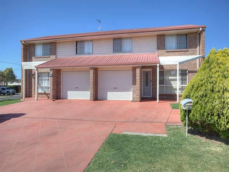 1 Kuhn Street, Kearneys Spring QLD 4350