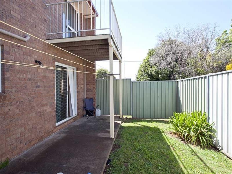 1 Kuhn Street, Kearneys Spring QLD 4350