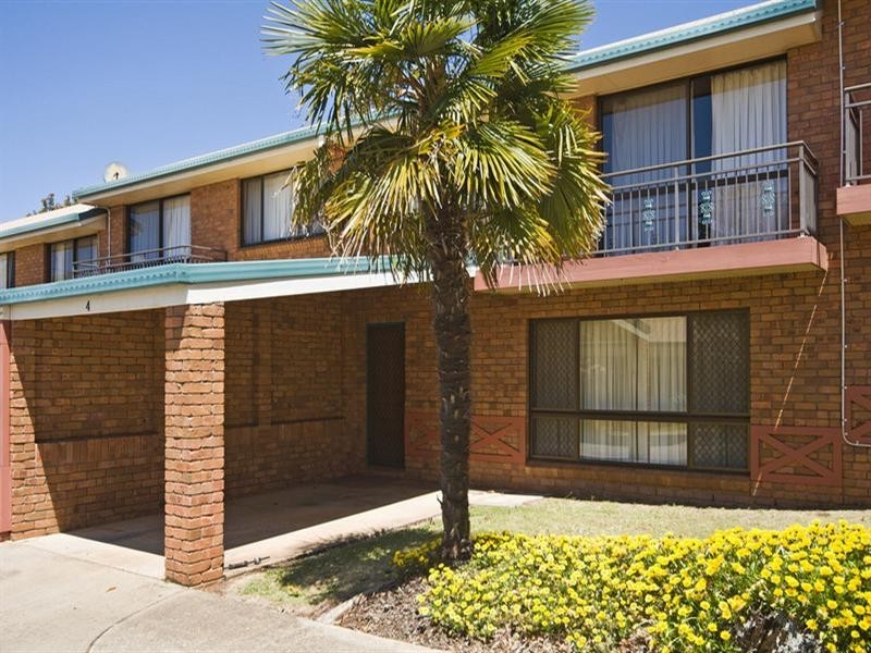 4/367-369 Margaret Street, Newtown QLD 4350