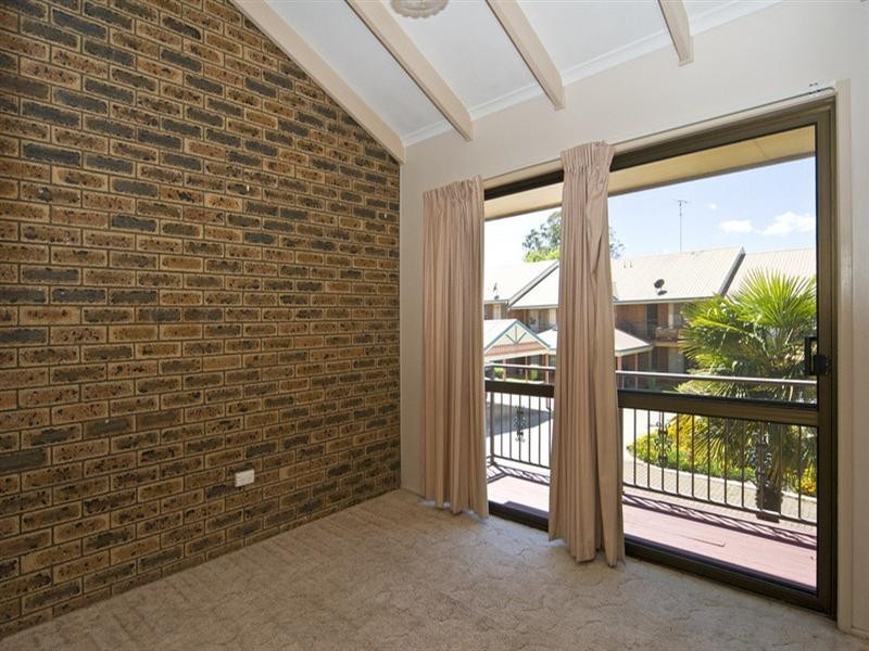 4/367-369 Margaret Street, Newtown QLD 4350