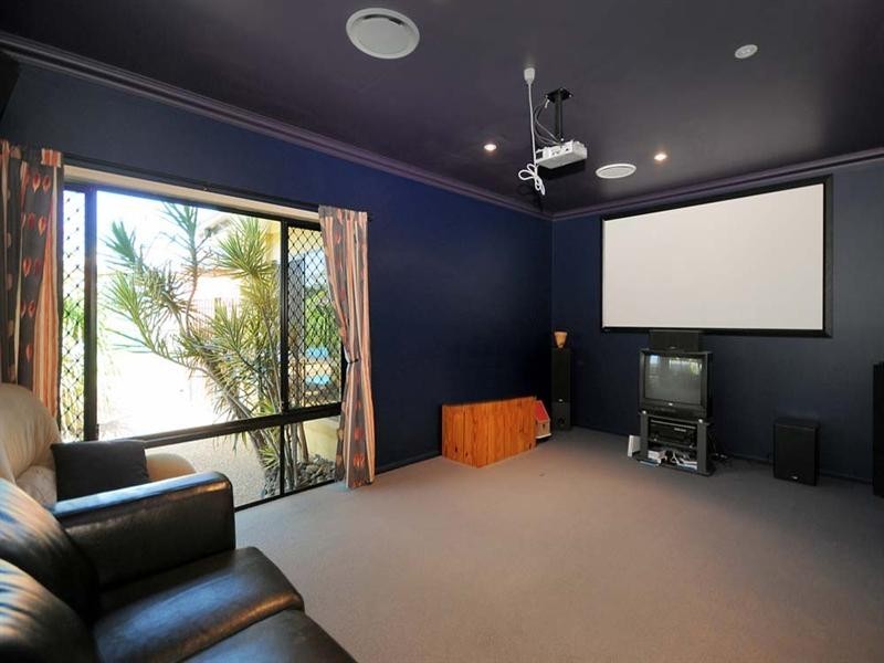 14 Brunckhorst Drive, Kearneys Spring QLD 4350