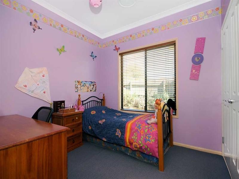 14 Brunckhorst Drive, Kearneys Spring QLD 4350