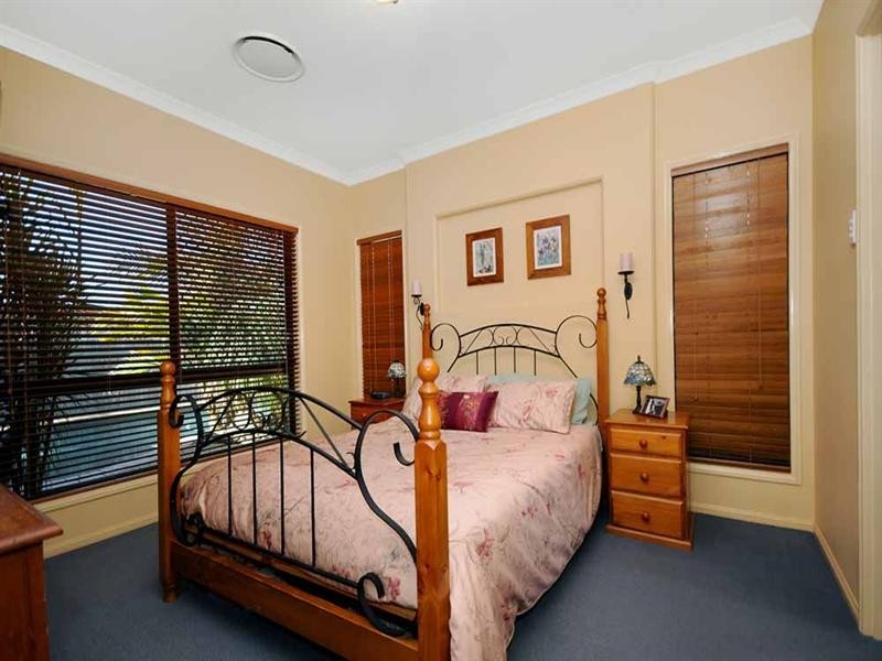 14 Brunckhorst Drive, Kearneys Spring QLD 4350