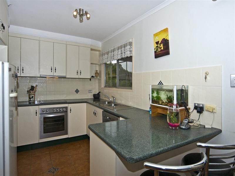 11 Sardon Street, Centenary Heights QLD 4350