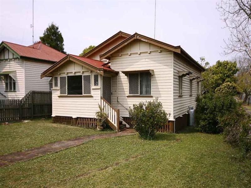 74A Bridge Street, East Toowoomba QLD 4350
