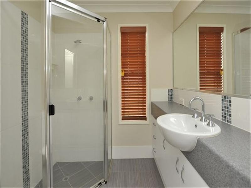 28 Sambar Court, Kearneys Spring QLD 4350