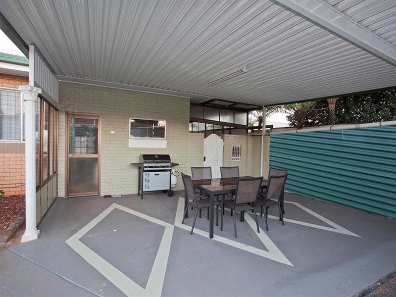 29 Hampton Street, Newtown QLD 4350