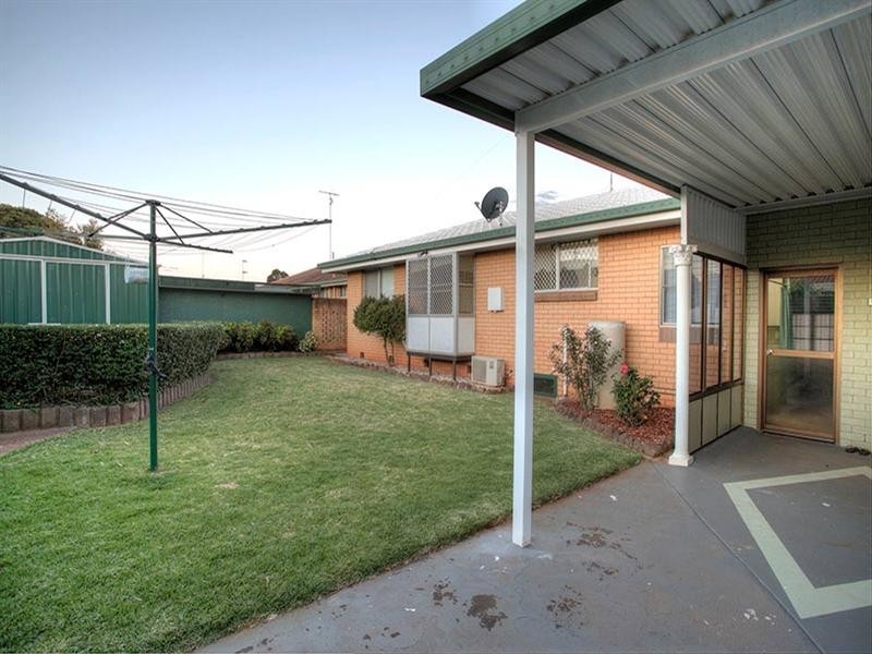 29 Hampton Street, Newtown QLD 4350