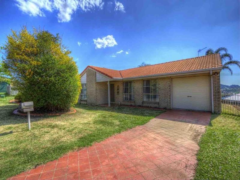 18 Batch Court, Harristown QLD 4350