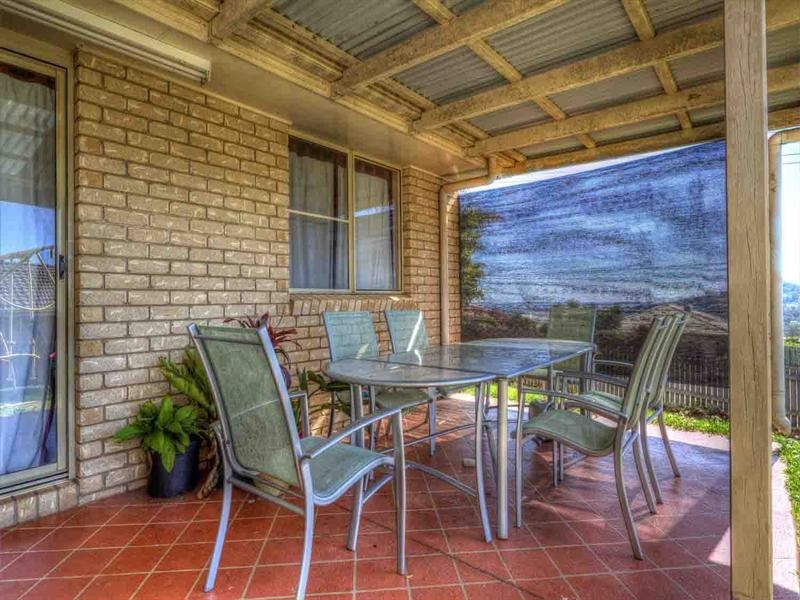 18 Batch Court, Harristown QLD 4350