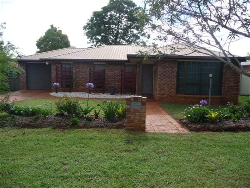 20 Broadfoot Street, Kearneys Spring QLD 4350