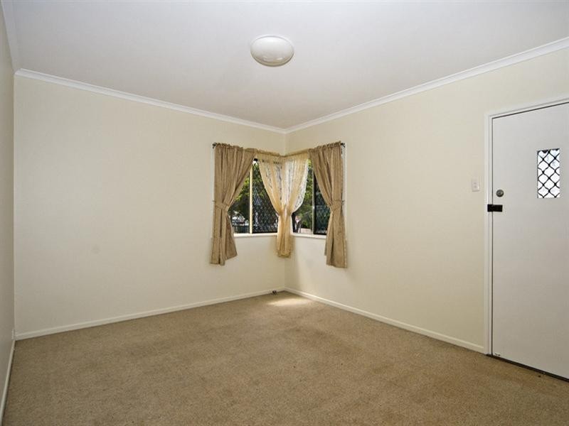 21 Dwyer Street, Harlaxton QLD 4350