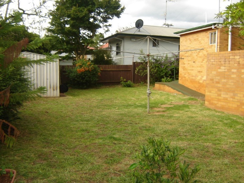 135 Mackenzie Street, East Toowoomba QLD 4350